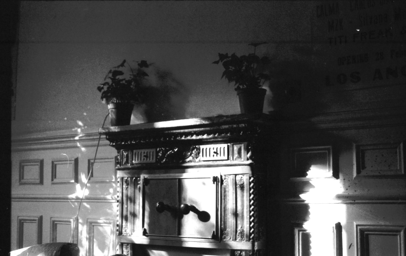 34 bis Bv Saint-Marcel — mantle and light